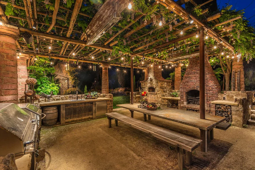 Rustic Outdoor Patios And Decor Ideas